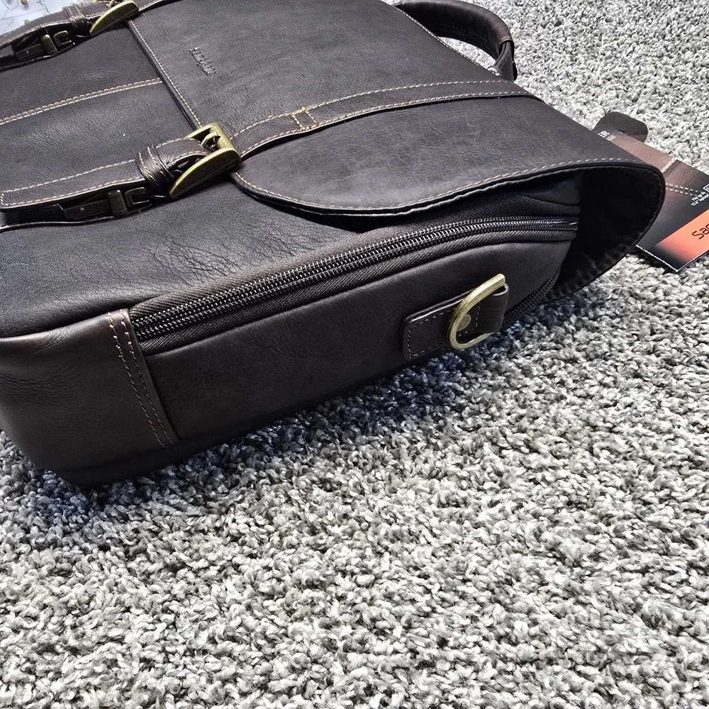 Samsonite leather business